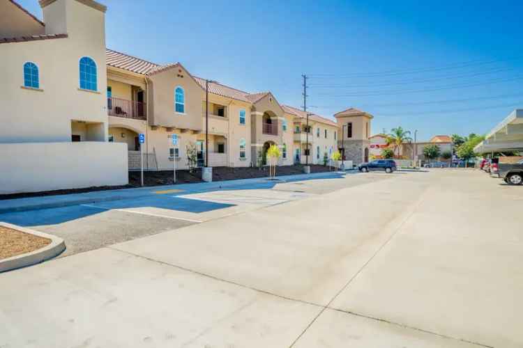 Rent Seniors Apartment in Riverside with Spacious Designs and Amenities