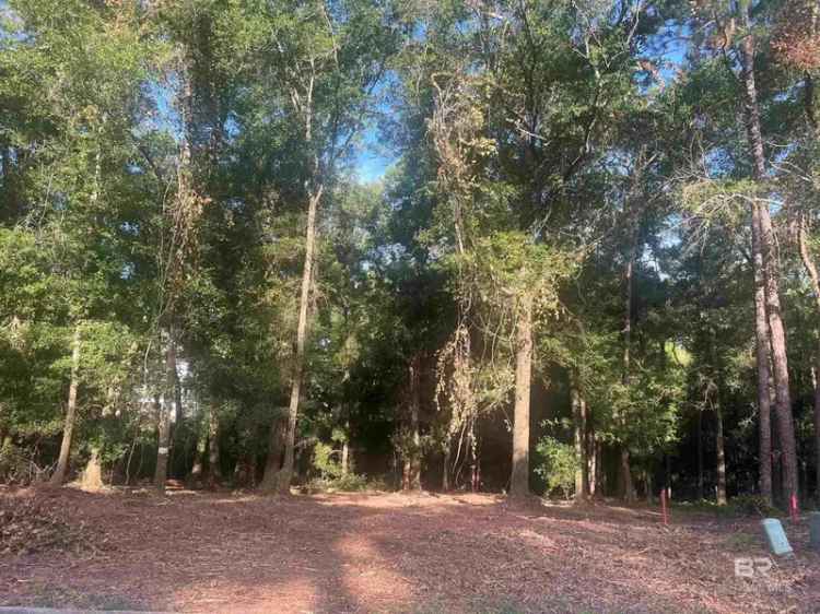 Buy Land in Plantation Pines Subdivision Fairhope with Trees and Privacy