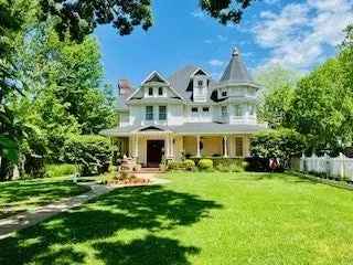 House For Sale in 306, North Main Street, Bentonville, Arkansas