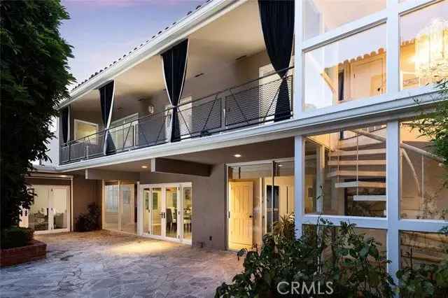 House For Sale in 212, Via Koron, Newport Beach, California