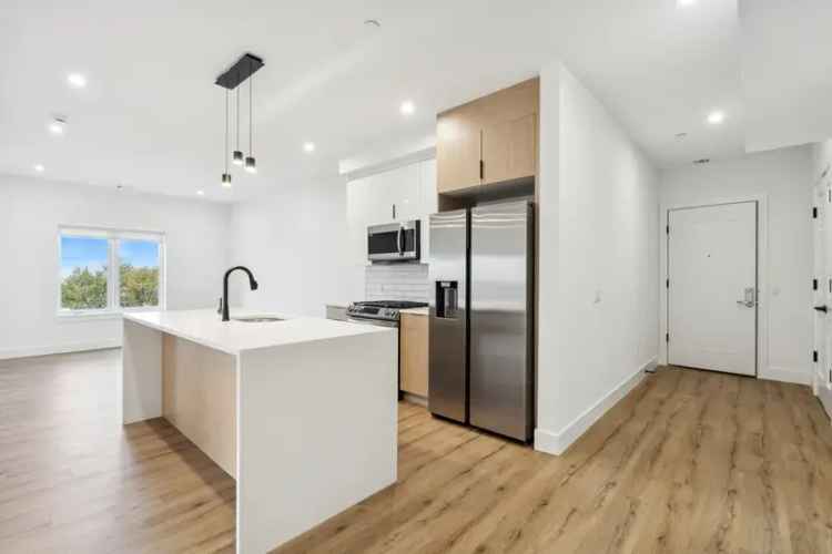 Rent Madison Heights Apartments in Guttenberg with Modern Amenities