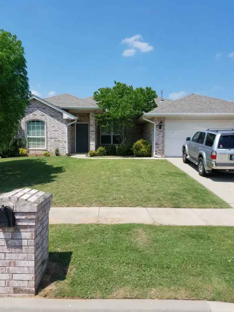 Rent Beautiful Spacious 4 Bedroom Home with 4.5 Baths Near OU Campus