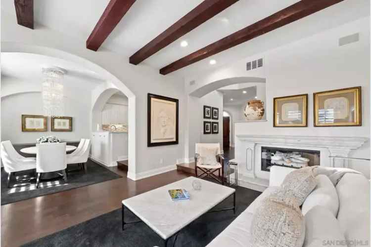 Buy Townhome in La Jolla Village with High Ceilings and Outdoor Terraces