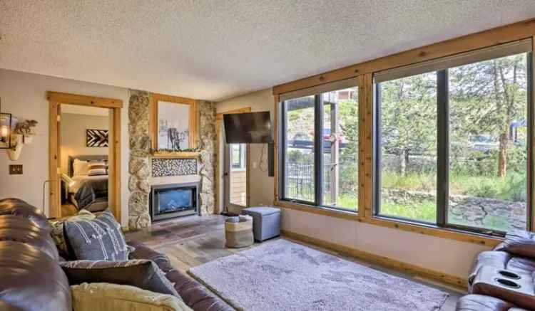 Rent 2 Bedroom Condo in Granby with Mountain Views and Community Amenities