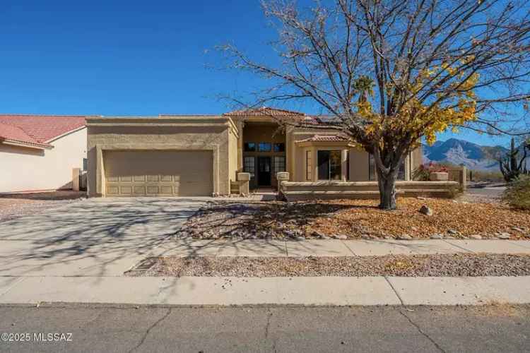 House for Sale in Tucson with Scenic Catalina Mountain Views