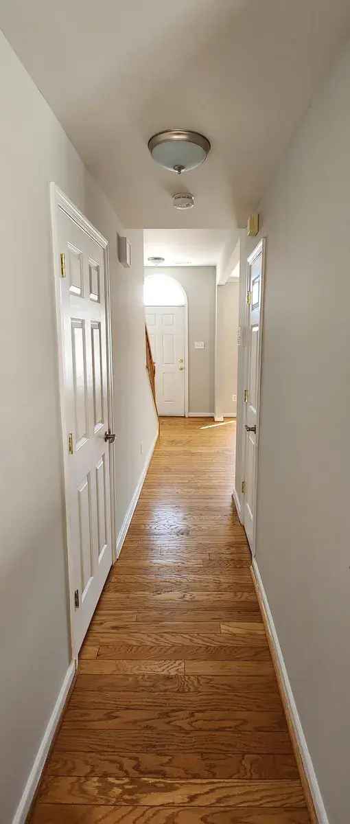 Rent Townhouse in Ideal Location with Modern Amenities