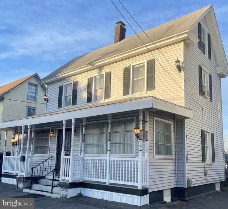 House For Sale in 211, West 6th Street, Laurel, Delaware