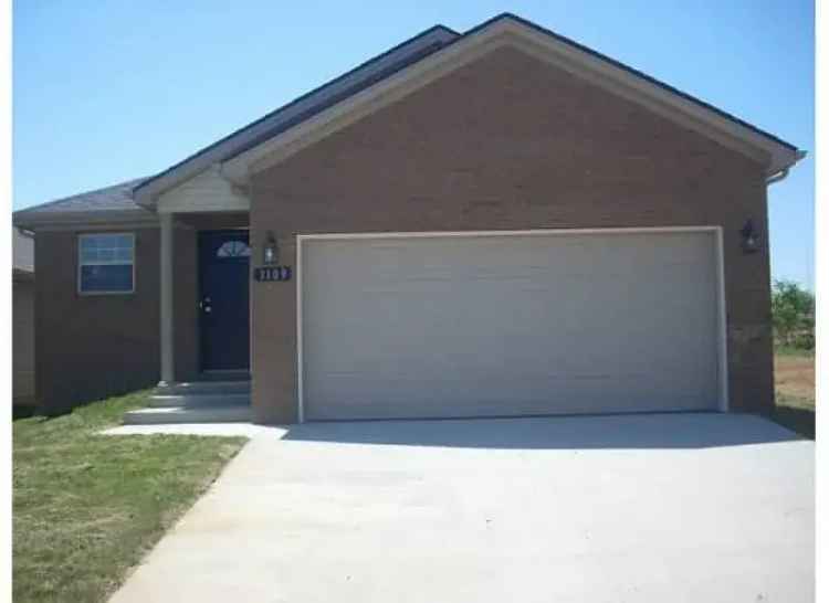 Home for Rent Modern Open Floor Plan Near Coldstream Research Park