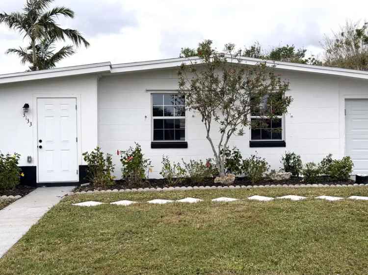 Rent Charming Home in Port Charlotte with Large Backyard and Modern Features