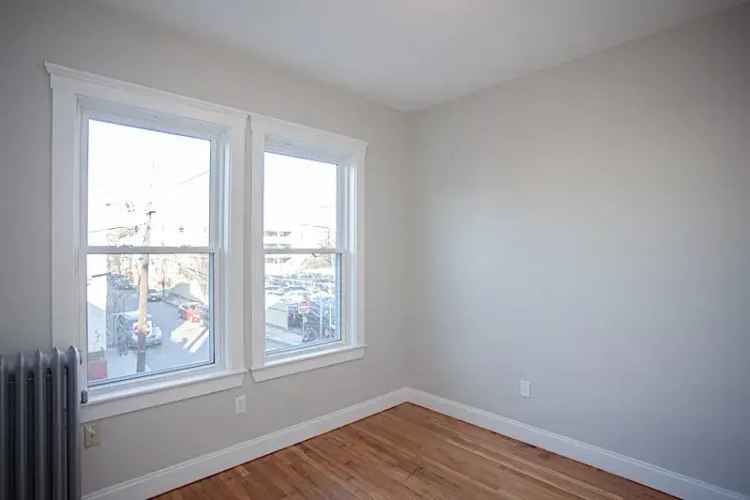 Rent Apartment Unit in Inman Square with 5 Bedrooms and Modern Features