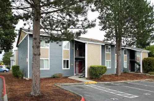 Rent Apartments in Everett with Great Community Features