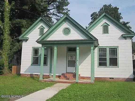 Rent Historic Queen Anne Cottage in Wilson's Broad-Kenan District