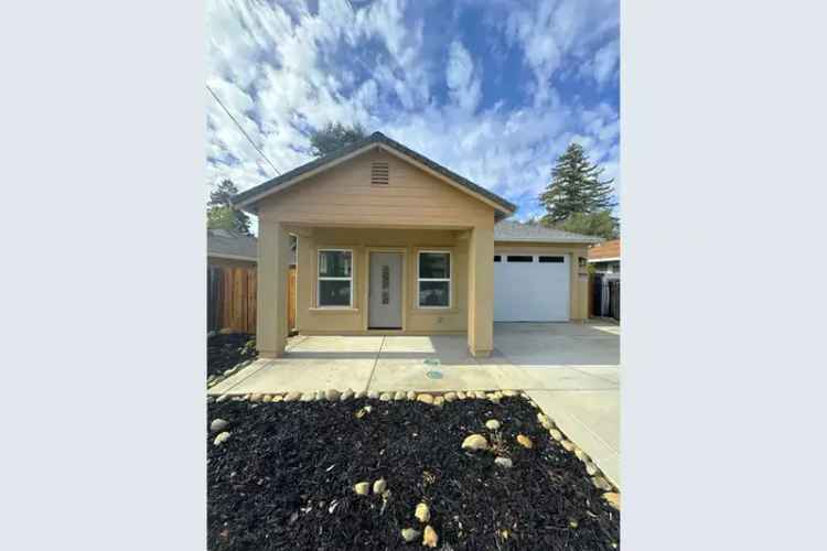 Buy Charming New Build Home in Downtown Sacramento with Modern Features