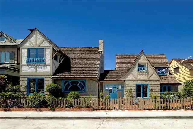 House For Sale in 115, Apolena Avenue, Newport Beach, California