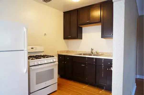 Rent One and Two Bedroom Apartments in St Paul with Vintage Features