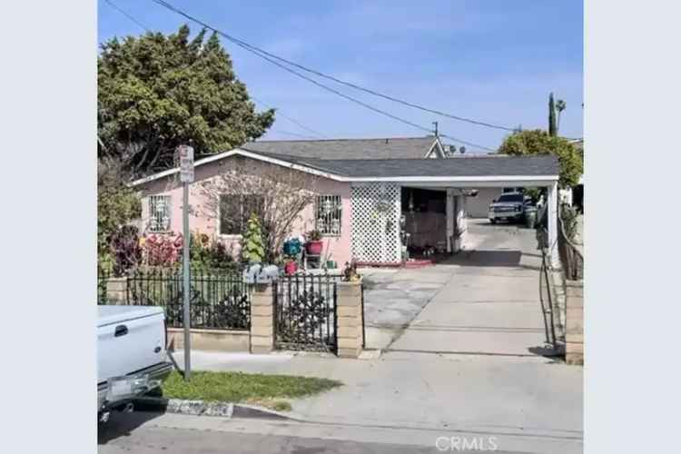 Rent Multi-Family Home in Los Angeles with 3 Units