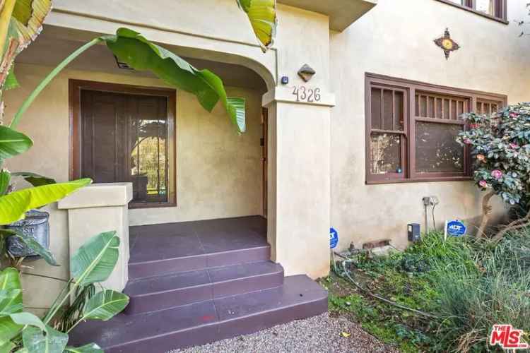 House For Sale in 4326, Victoria Park Place, Los Angeles, California