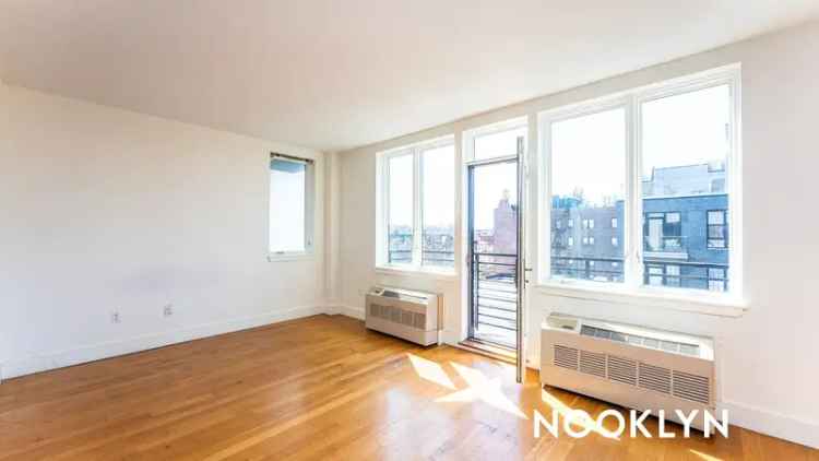 Rent Apartment Unit in Brooklyn with High End Finishes and Outdoor Space