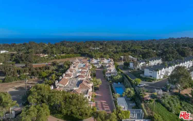 House For Sale in 6435, Zumirez Drive, Malibu, California