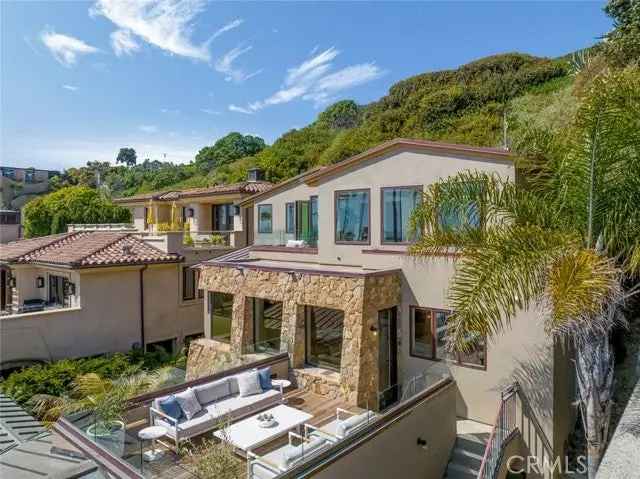 House For Sale in 3130,3140, Breakers Drive, Newport Beach, California