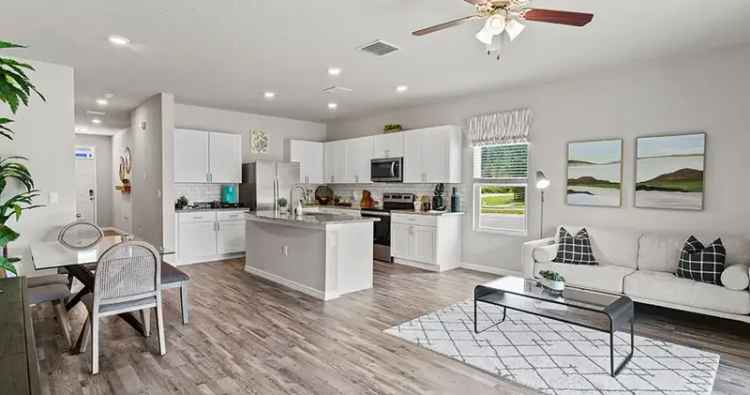 Rent 3 Bedroom Townhomes in Newberry FL with Modern Amenities