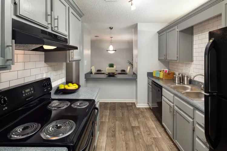 Rent Modern Apartments in Stockbridge with Sophisticated Amenities