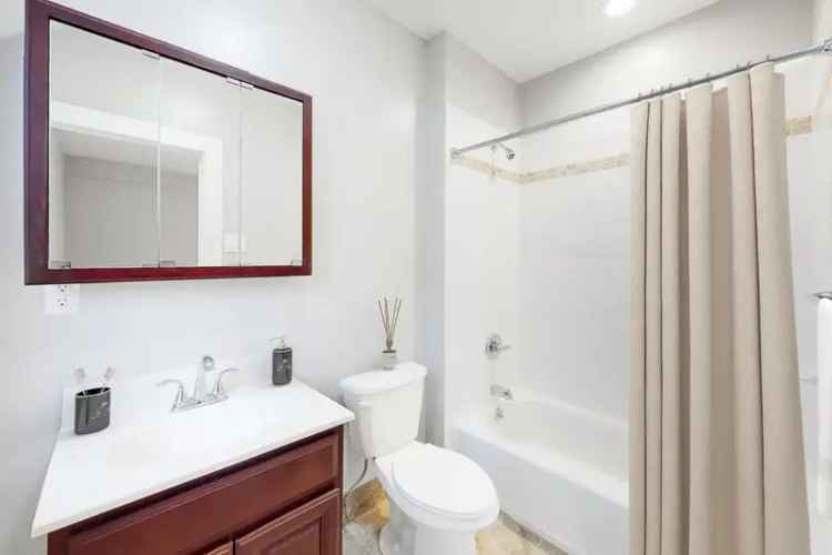 Rent Luxurious Apartments in Montclair with Urban Amenities