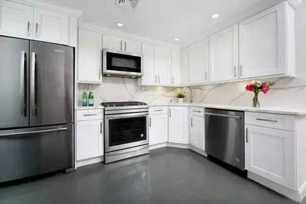 Rent Stunning 2 Bedroom Apartment in Beacon Hill with Private Roof Deck