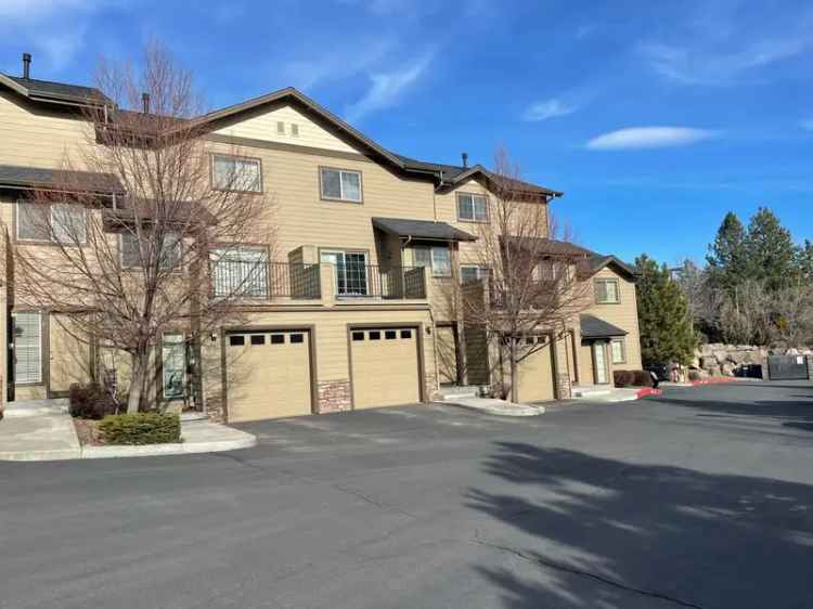 Rent Spacious Updated 2 Bedroom Condo in Westside with Mountain Views