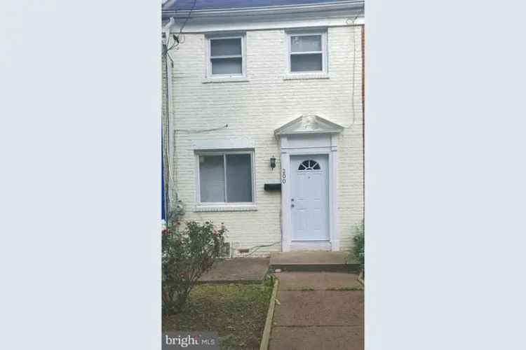 Buy House in Deanwood Move In Ready with Upgrades Opportunity