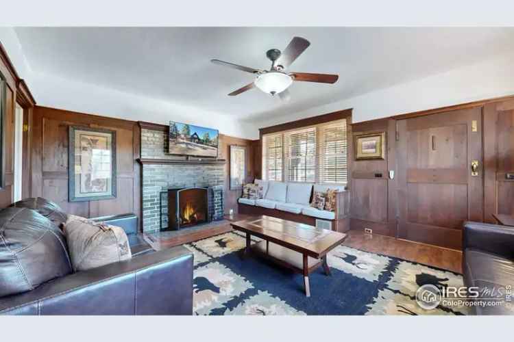 House For Sale in 490, Valley Road, Estes Park, Colorado