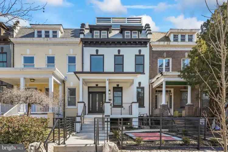 House For Sale in 3009, 13th Street Northwest, Washington, District of Columbia