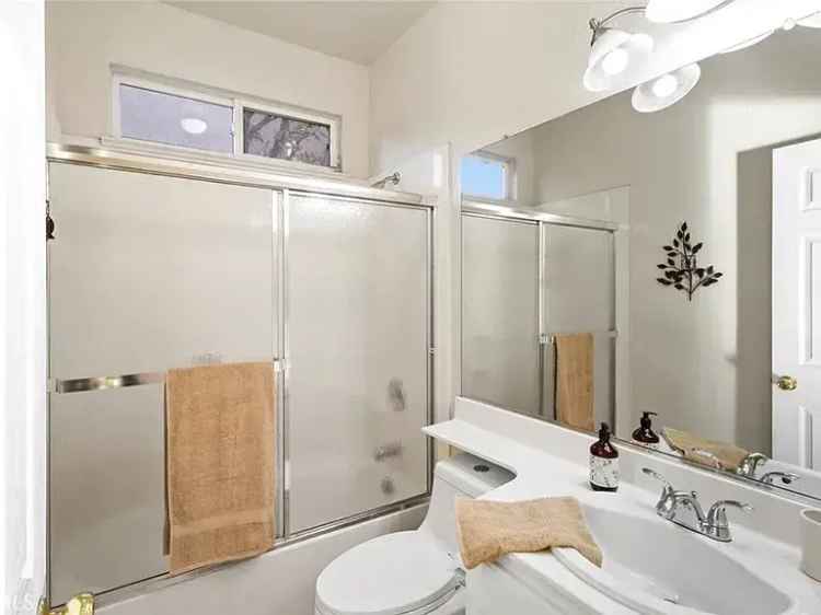 Updated Home for Sale in Tracy with Modern Features and Outdoor Space