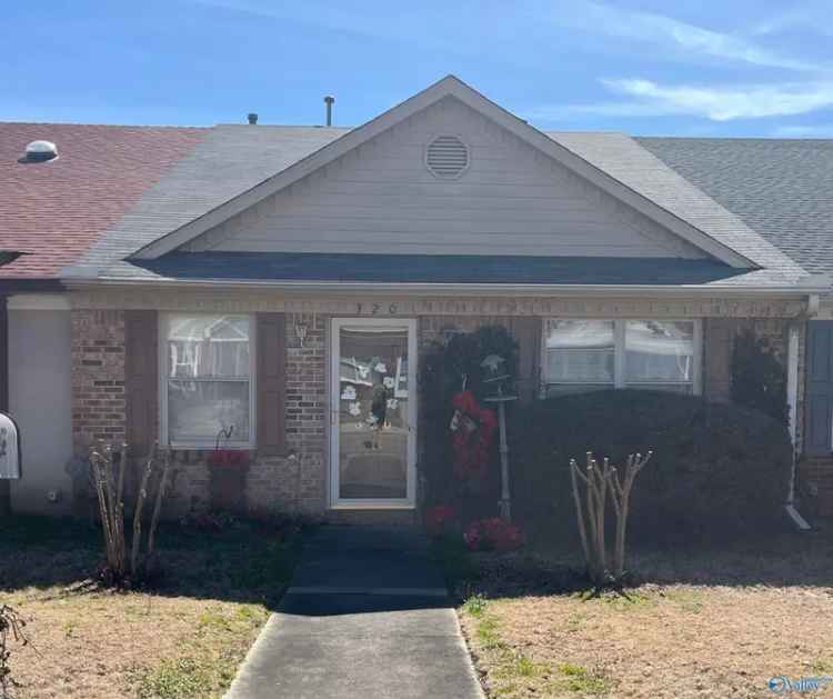 Rent Single Story Townhome in Hartselle with Modern Features