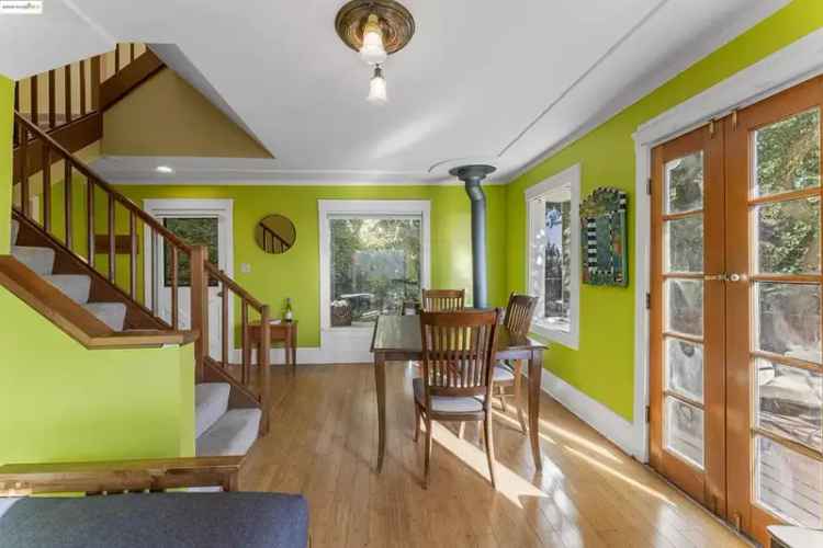 House For Sale in 1724, La Vereda Road, Berkeley, California