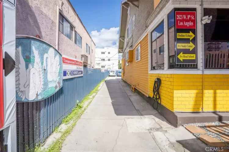 House For Sale in 2823, West 8th Street, Los Angeles, California