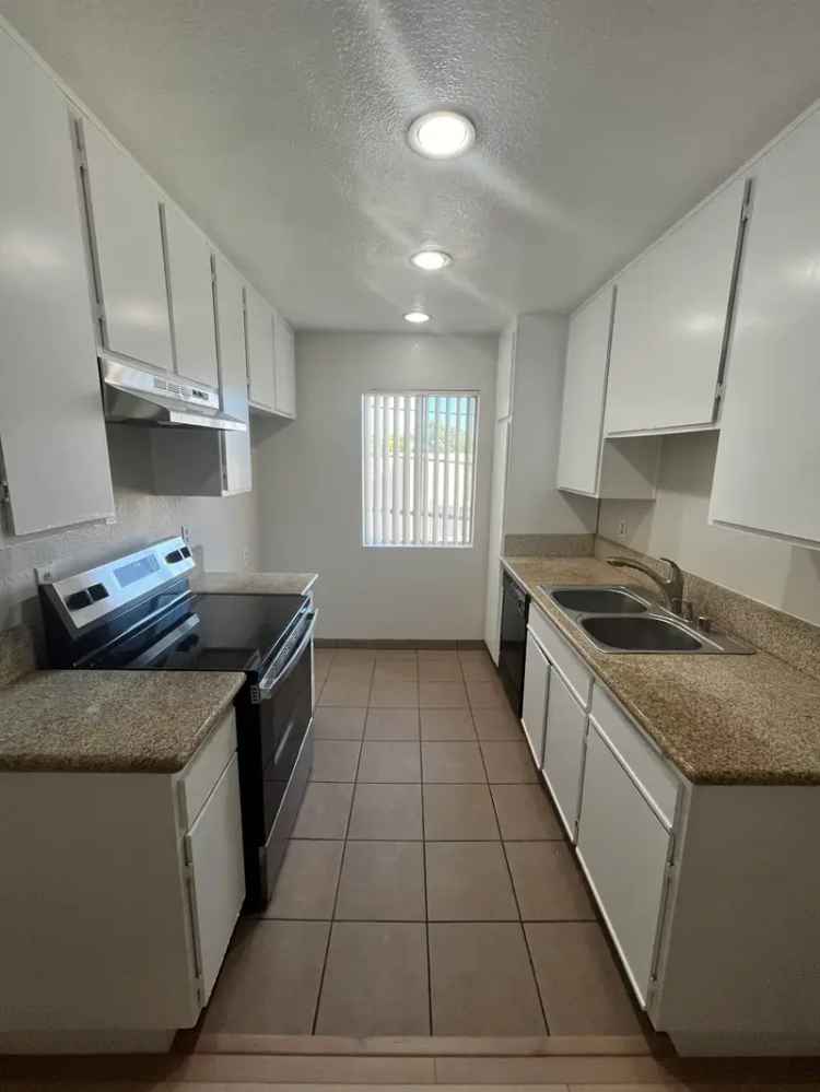 Rent Luxury Apartments Near Downtown Burbank Verdugo Hills