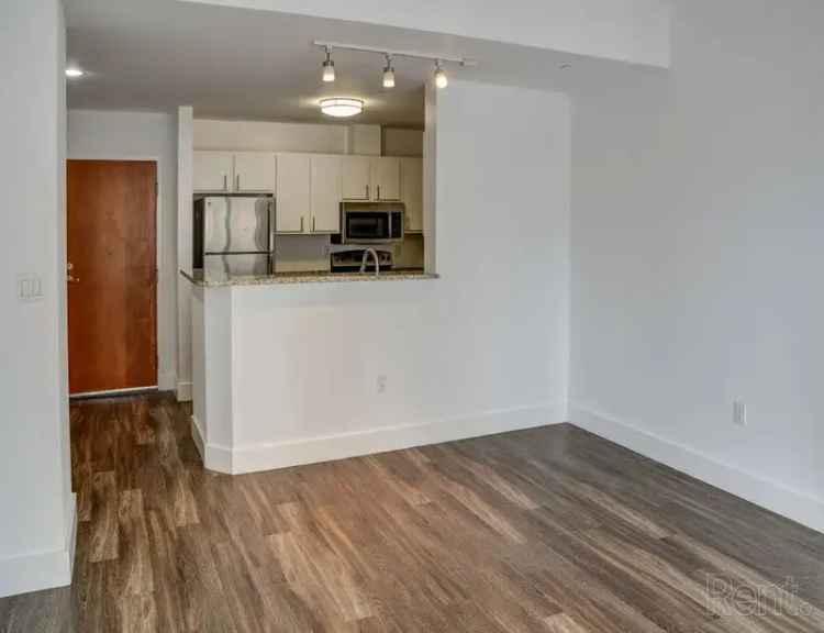 Rent Apartment in Downtown Stamford with Prime Location and Amenities