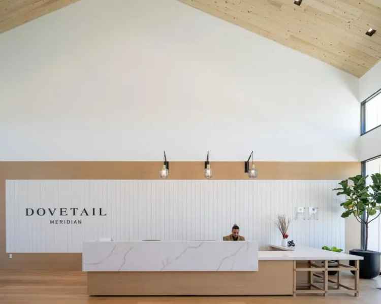 Rent Apartments in Dovetail with Luxurious Amenities and Community Features