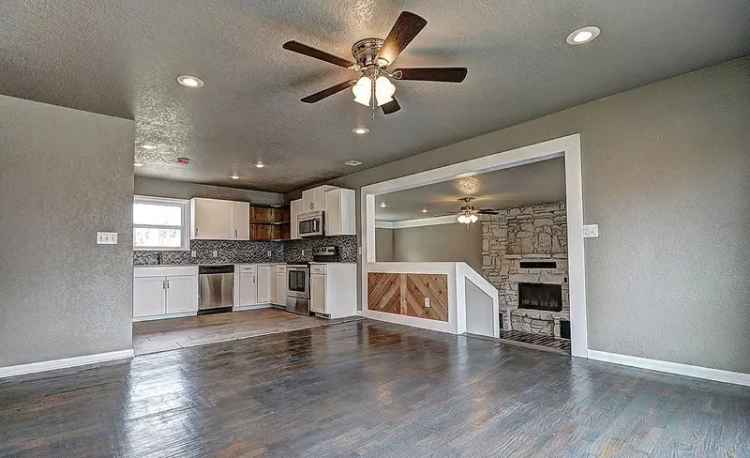 House For Sale in 809, Northwest 11th Street, Bentonville, Arkansas