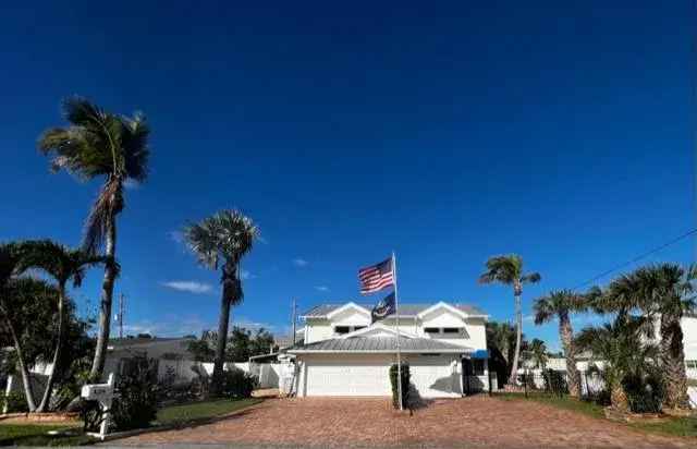 Townhouse for Rent in Indialantic with Beach Access and Great Amenities