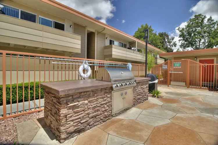 Rent Apartments in Sunnyvale with Resort Style Pool and Pet Friendly Options