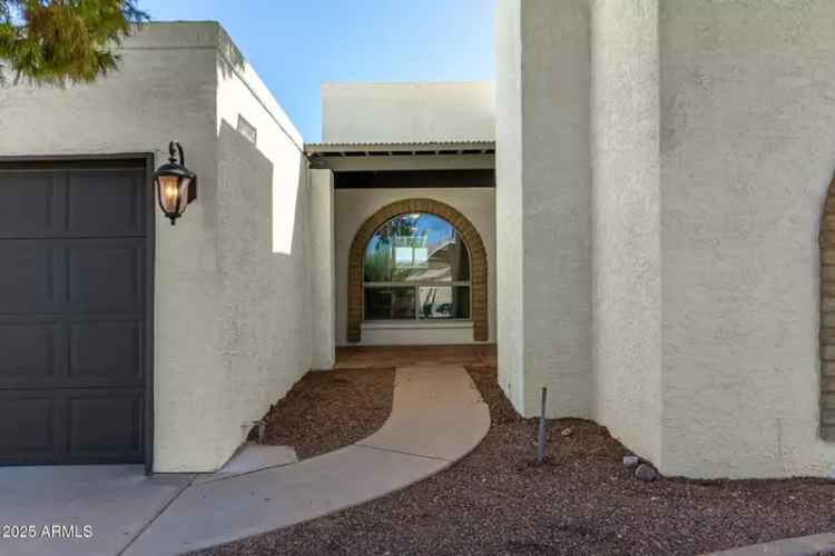 Buy Home in Gilbert with 4 Bedrooms and Modern Kitchen