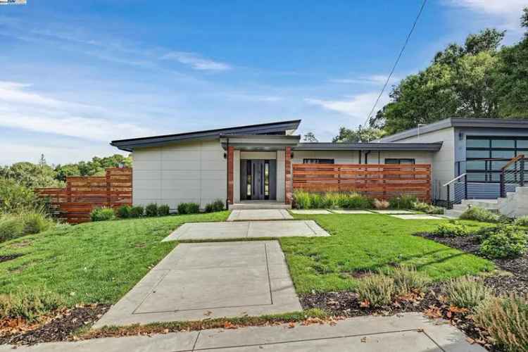 Buy Stunning Modern Rebuild House in Westside with Infinity Pool and Views