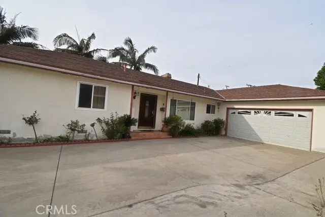 House For Sale in 12181, Pearce Avenue, Garden Grove, California