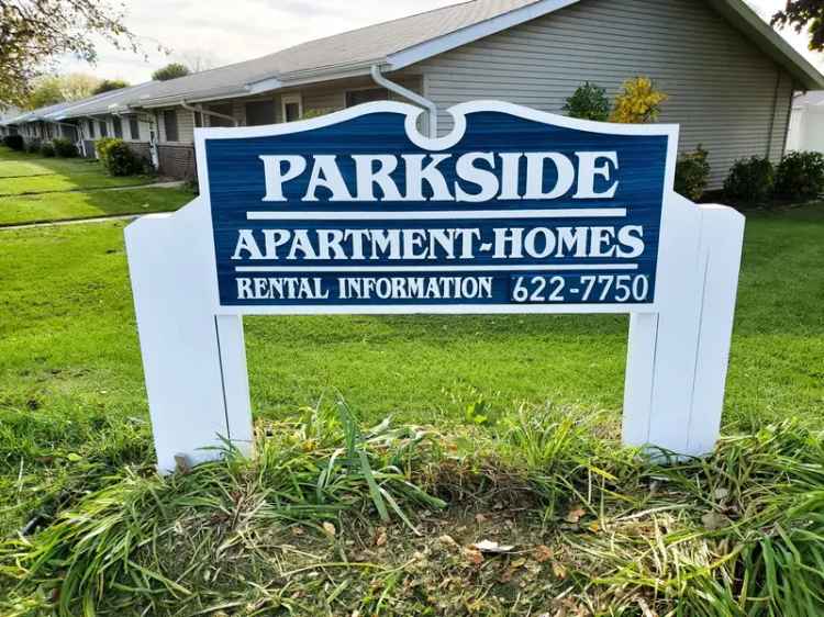 Rent Apartments in Parkside Townhomes with Private Entry and In-Unit Laundry