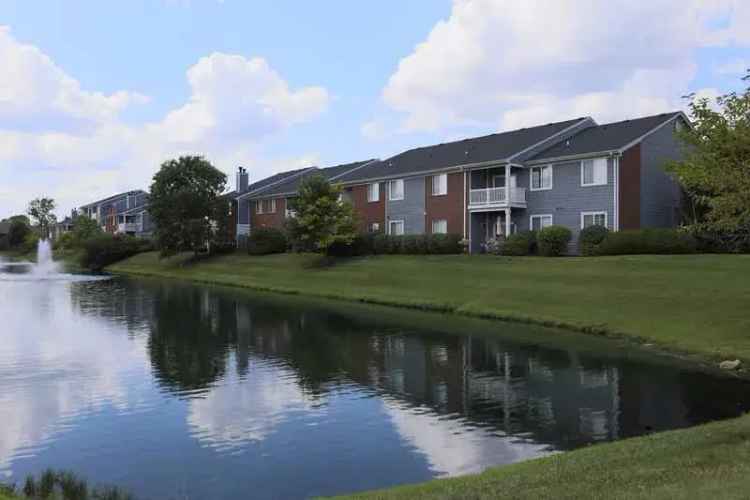 Rent Apartments at The Landings at Beckett Ridge in West Chester Township