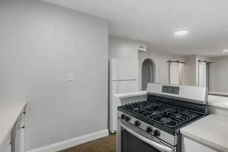 Rent Apartment Unit in Paseo Arts District with Modern Features