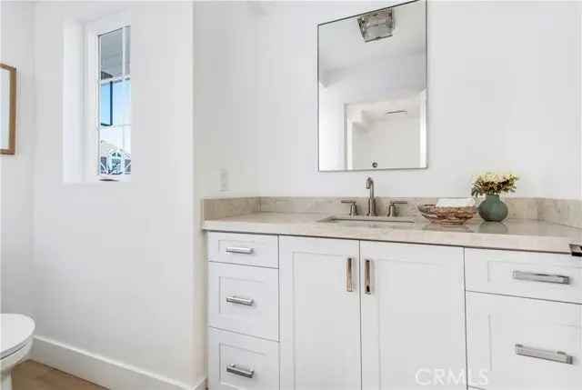 House For Sale in 1103, Balboa Avenue, Newport Beach, California