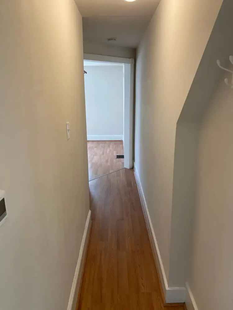 Rent 1 Bedroom Apartment in Downtown Collingswood with Large Backyard